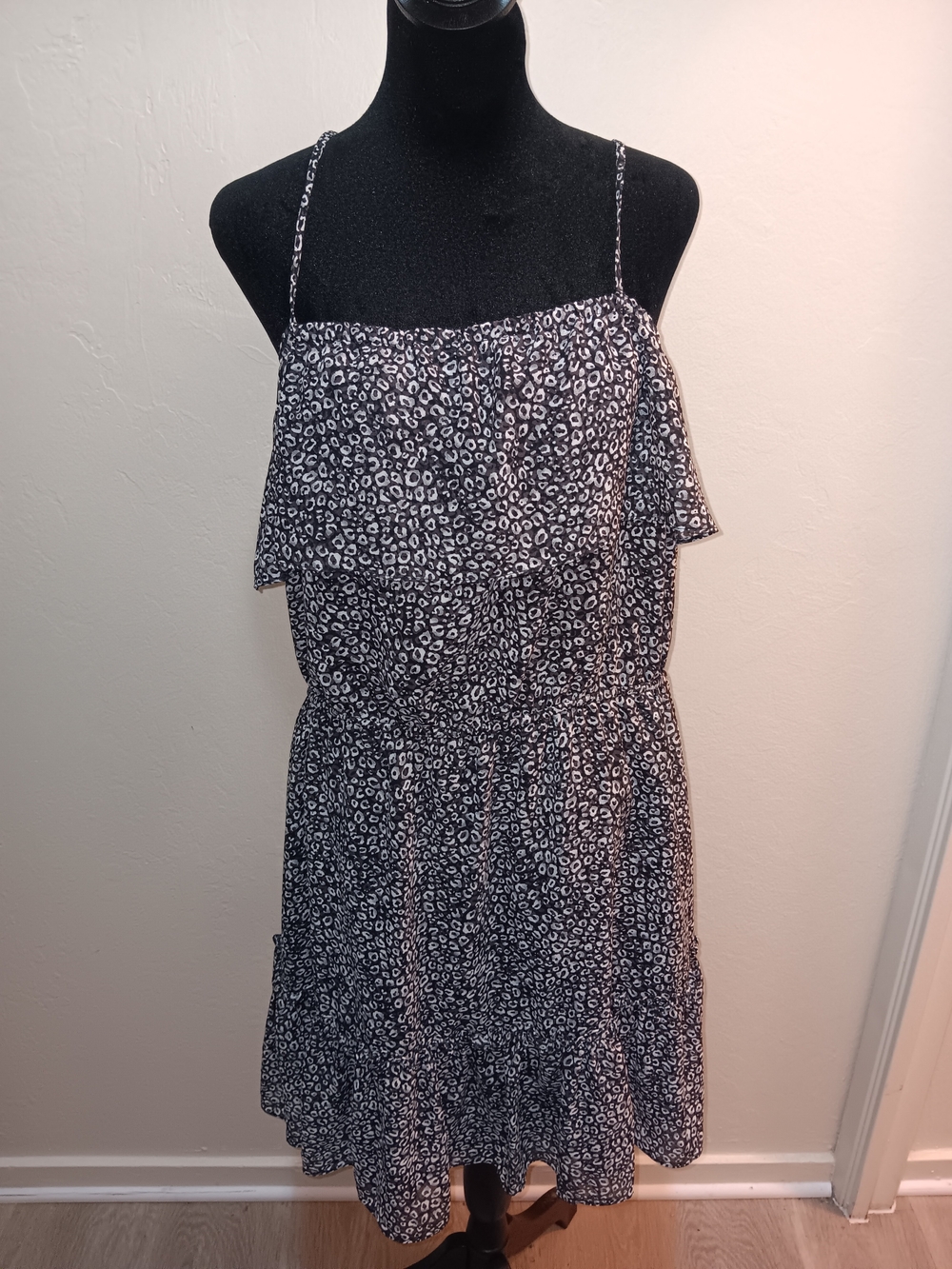 Women’s Black and White Leopard Print Spaghetti Strap Dress